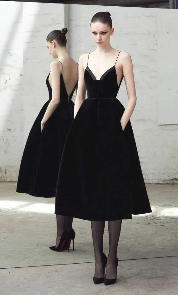 41 Stunning black dresses that you should have in your closet – 5