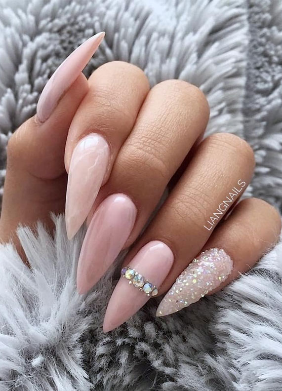 Pretty in Pastel nail colors & designs to try this season