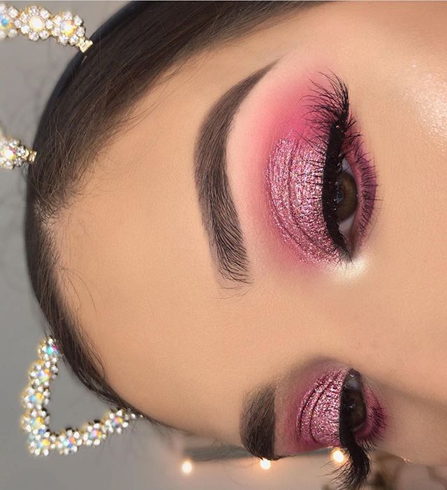 Stunning eye makeup looks to try in 2020