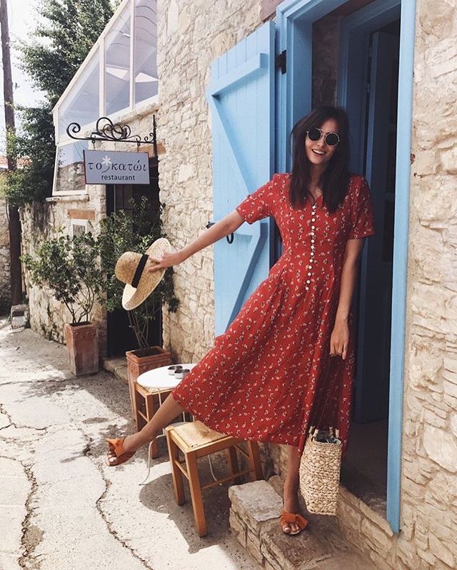 34 absolutely chic ways to dress like a Parisienne