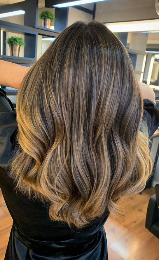 Best Fall Hair Color Ideas & Styles : Dark Chocolate to Blonde