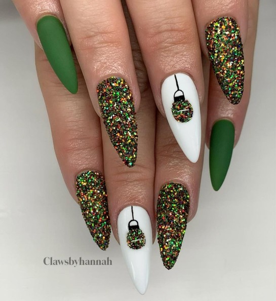 27 Festive Christmas Nail Designs 2021 : Shimmery Green and Christmas Bauble Nails