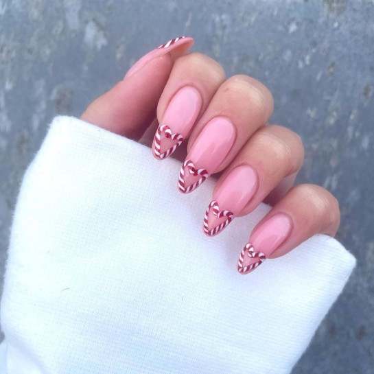 25 Christmas & Holiday Nail Designs 2021 : Candy cane heart tips