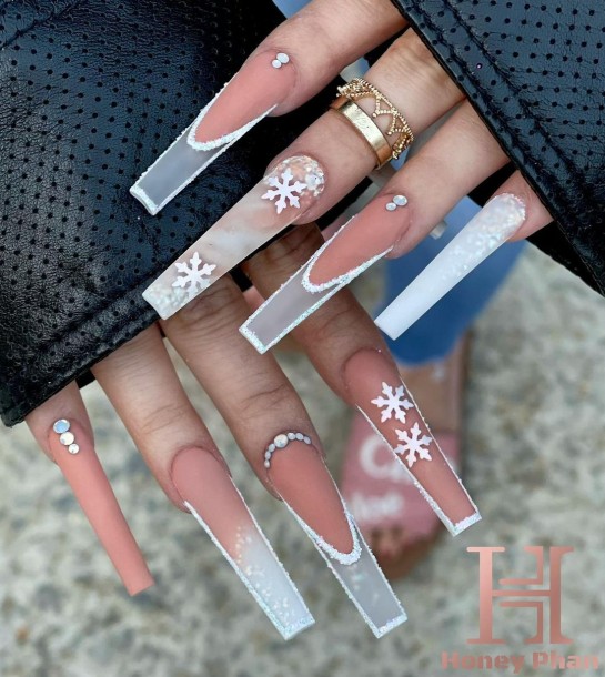 20+ Christmas & Holiday Nail Designs 2021 : Translucent Snowflake Tip Festive Nails