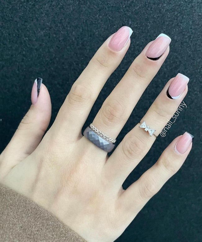 42 Cute Nail Trends To Look Out for 2022 – 17