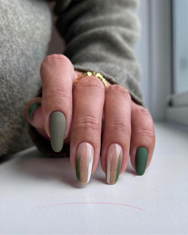 54 Green Nail Designs for 2022 – 18