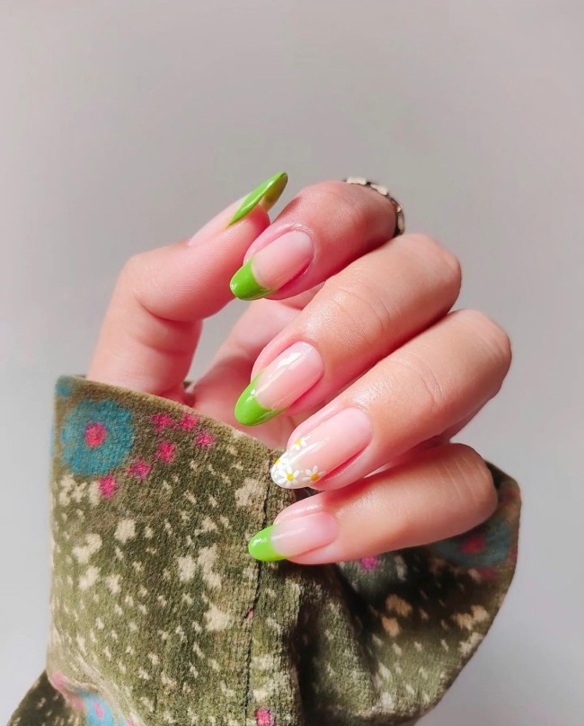 54 Green Nail Designs for 2022 – 36