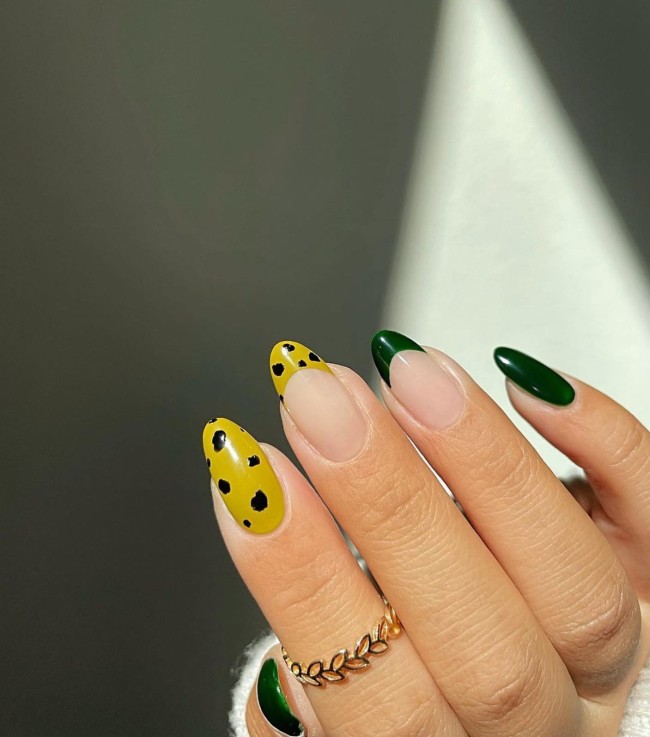 54 Green Nail Designs for 2022 – 27