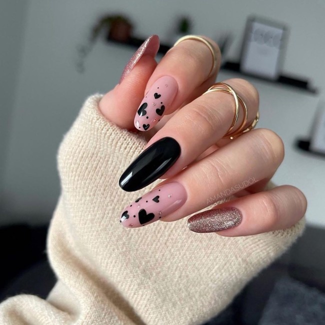74 Best Manicure Ideas for V-Day – 70