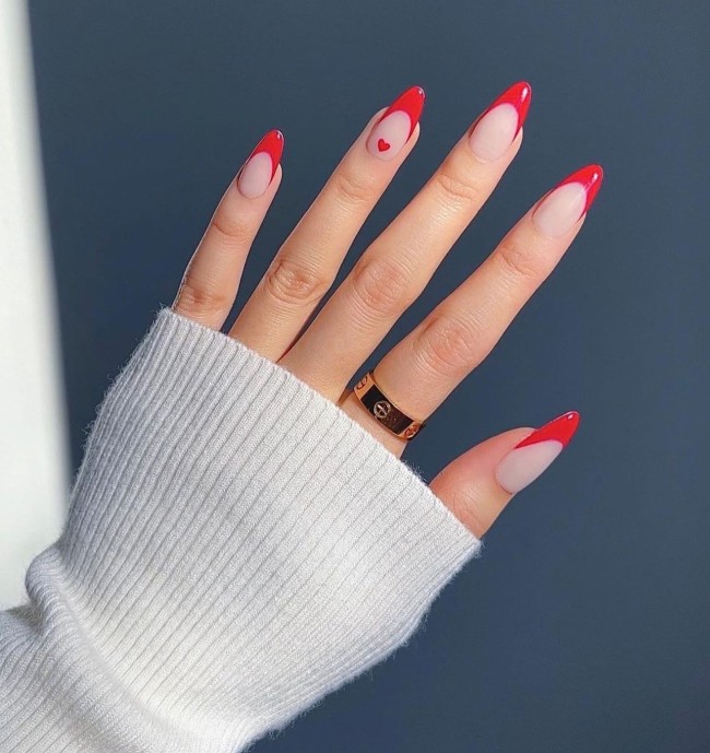 74 Best Manicure Ideas for V-Day – 67