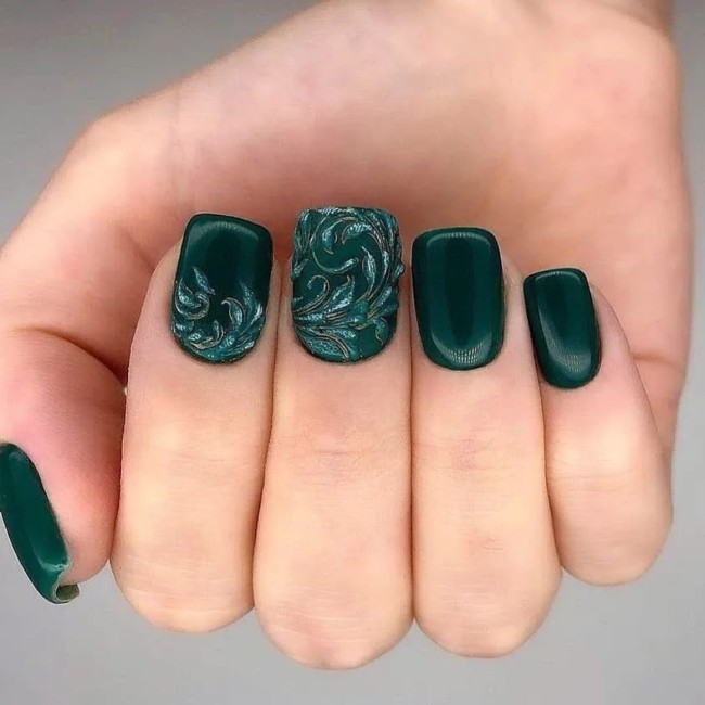 54 Green Nail Designs for 2022 – 4
