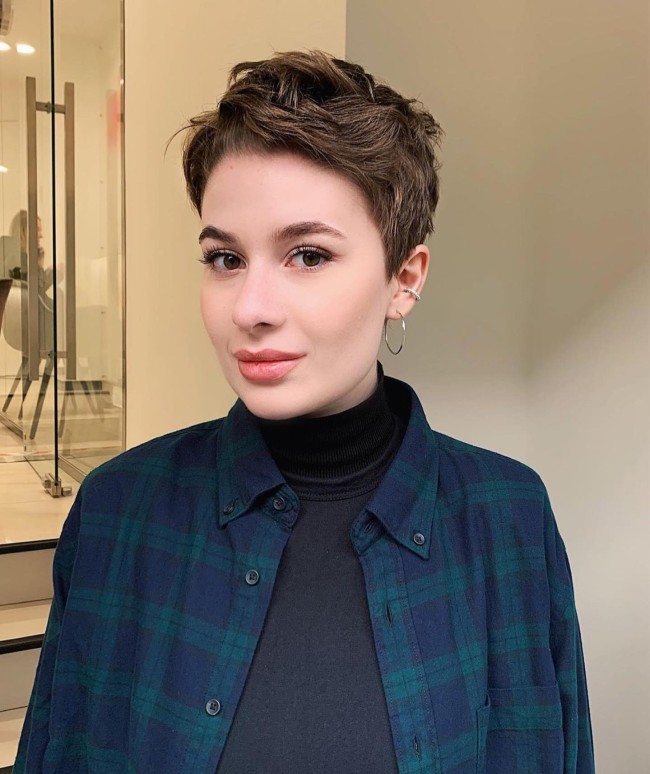 70+ Best Short Haircuts for 2022  — 26