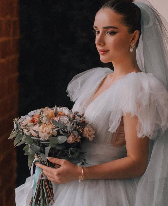 40+ Different wedding hairstyles for bridal veils  — 19