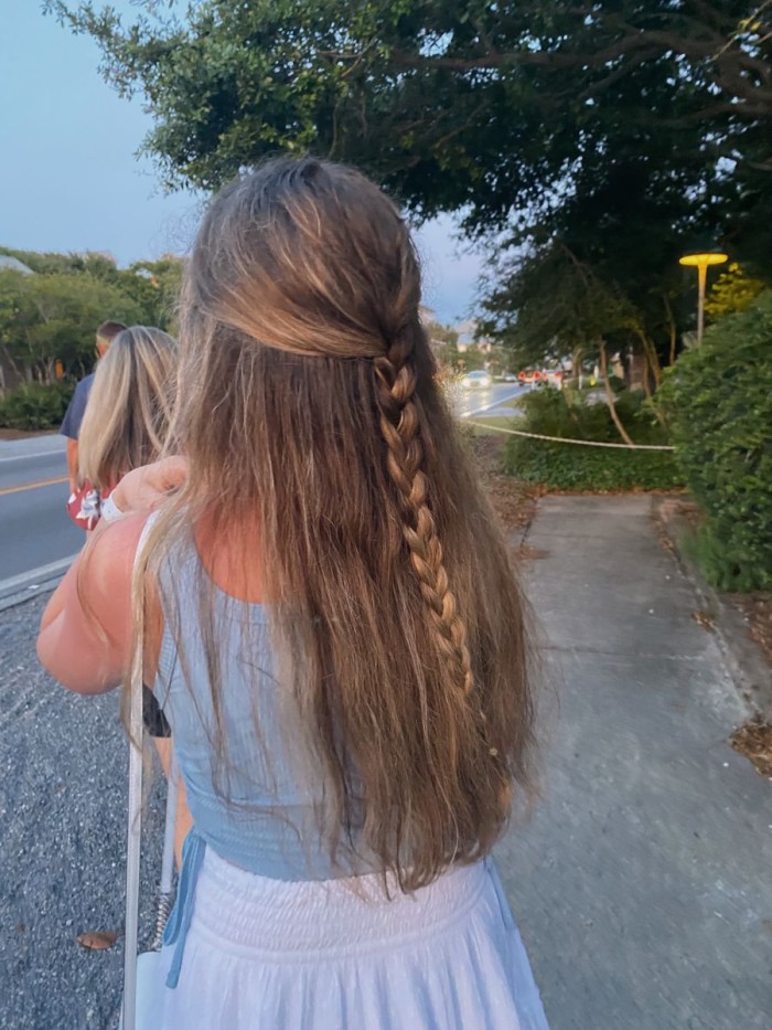 30 Cute Hairstyles Back to School : Half up braid