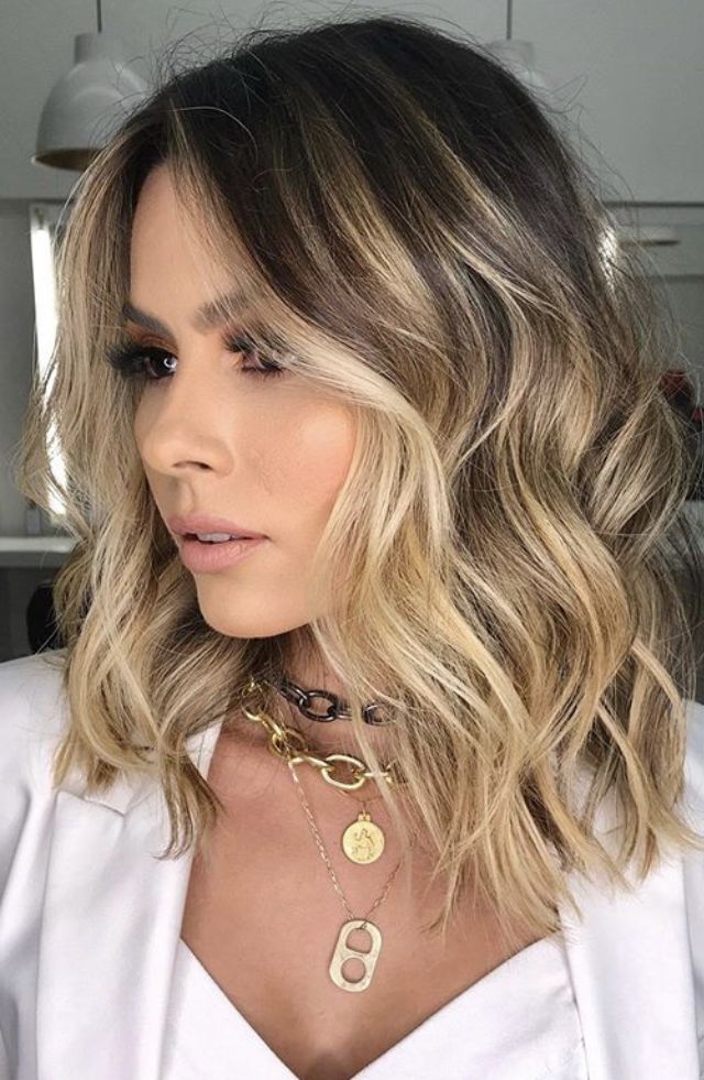 35 Best Lob Haircuts & Hairstyles for 2022 – Dark Root Blonde Lob