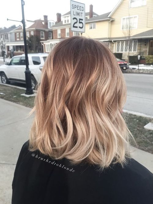 35 Best Lob Haircuts & Hairstyles for 2022 – Honey blonde balayage