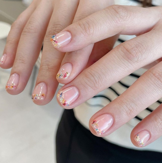 47 Cute Ways To Wear Flower Nail Art Designs — Flower French Tip Nails