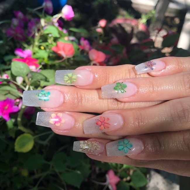 47 Cute Ways To Wear Flower Nail Art Designs — Translucent Flower Nails