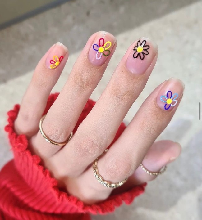 47 Cute Ways To Wear Flower Nail Art Designs — Colorful Outline Flower Nails
