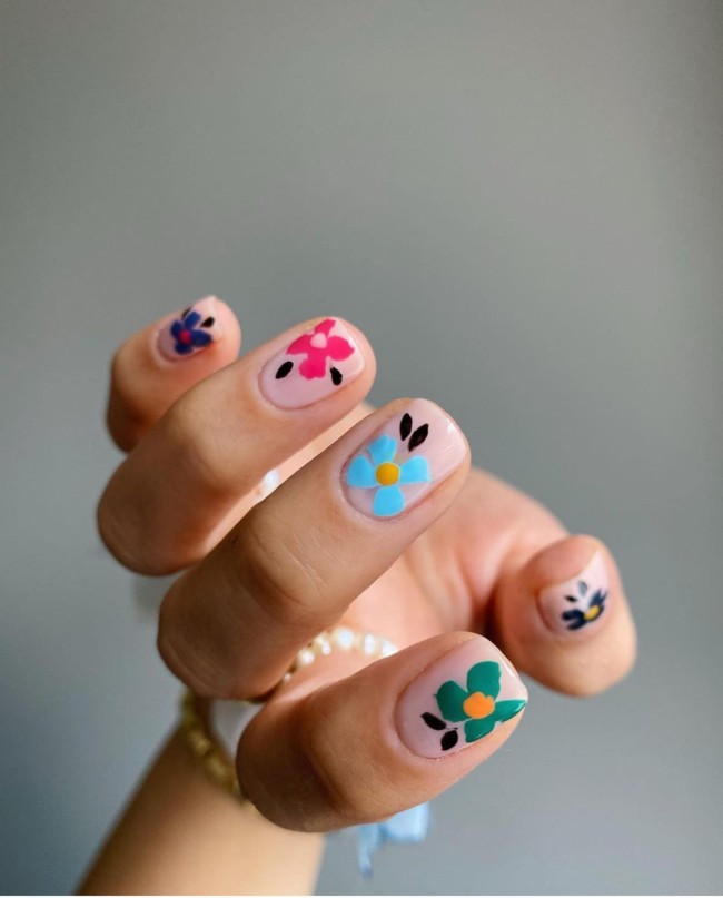 47 Cute Ways To Wear Flower Nail Art Designs — Hand Painted Colorful Flower Nails