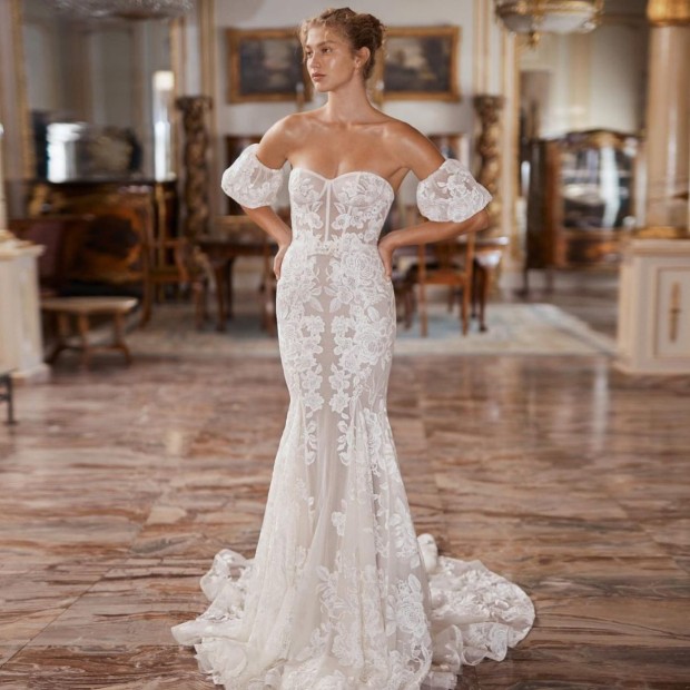 40 Best Wedding Dresses 2022 — Lace Wedding Dress
