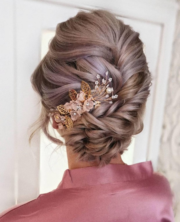 40 Romantic Wedding Updos 2022 — Soft Textured Updo Hairstyle