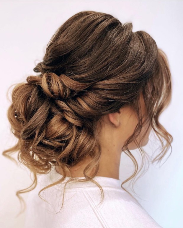 40 Romantic Wedding Updos 2022 — Messy Updo & Side Face Frame