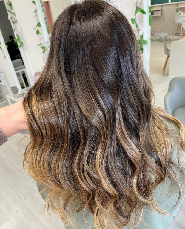 40 Brunette Balayage Ideas — Fading Blonde with Waves