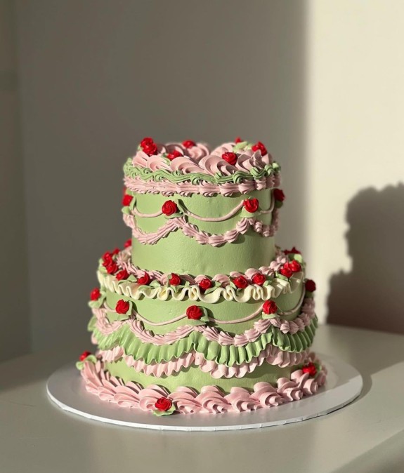 40 Best Birthday Cake Ideas 2022 — Green & Pink Vintage Cake Design