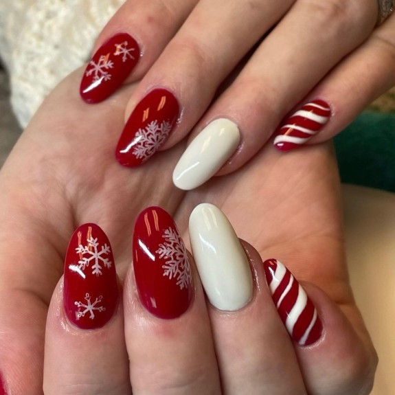 30 Red Christmas Nail Ideas in 2022 — Red and White Winter Nails